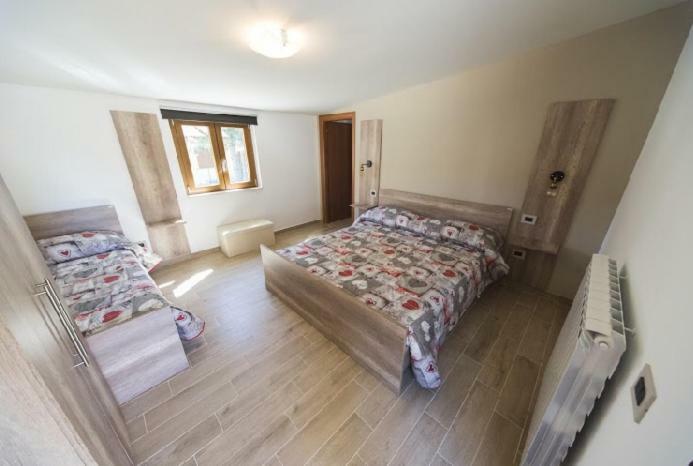 A Due Passi Bed & Breakfast Lorica Exterior photo